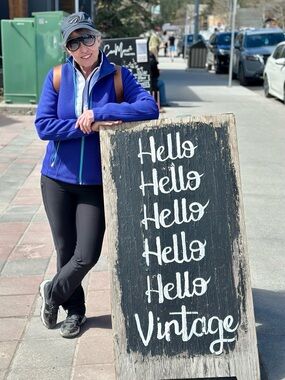Meet your Posher, Debbie